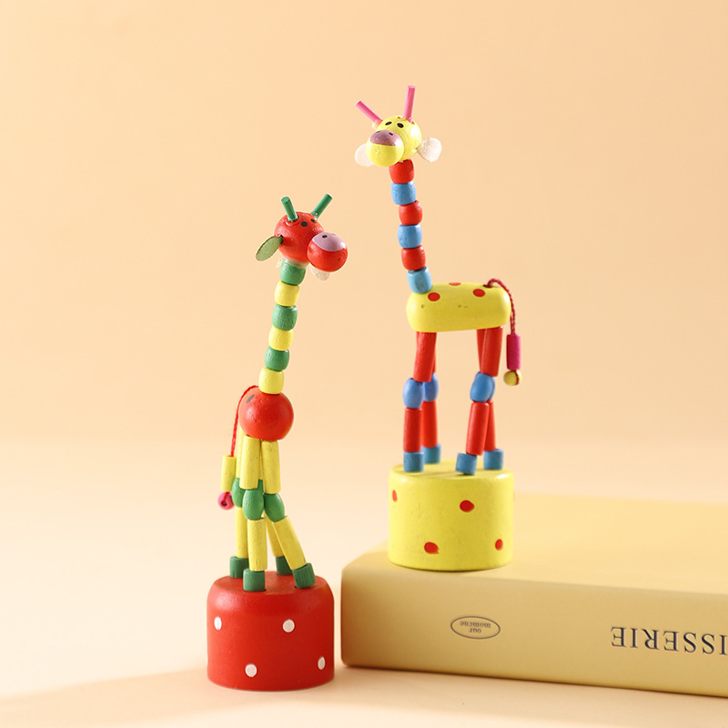 Madera creativa dibujos animados juguetes pallas muñecas sillas barril regalos para niños swinging mano prensar adornos al por mayor