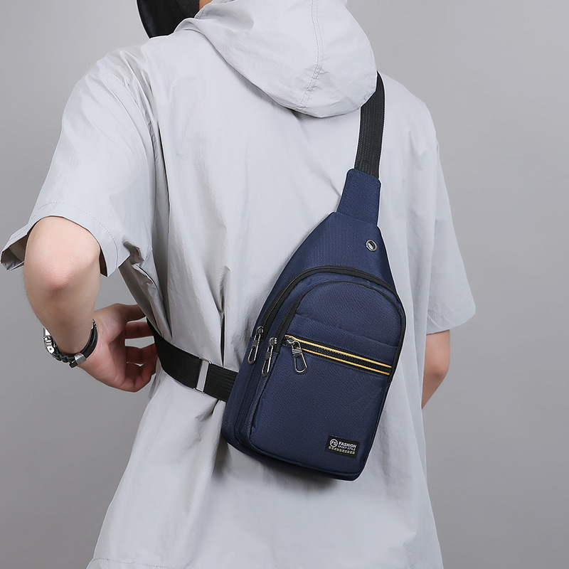 Bolso de pecho 2025 nuevo Oxford tela mochila al aire libre simple bolso de teléfono móvil casual resistente al desgaste bolso de hombro ligero para hombres