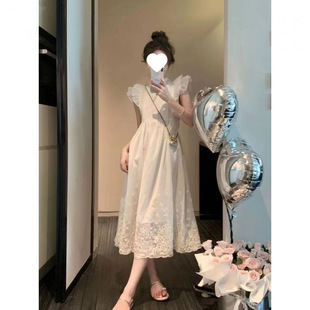 �̽�����С�w��P�۰�ɫ�s���ٽz�Ě��|�ļ��B��ȹŮ�^ϥ����