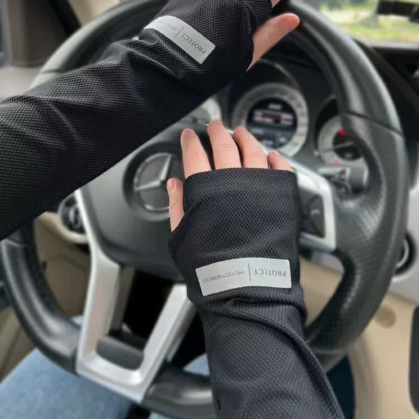 Elite, retroreflective
