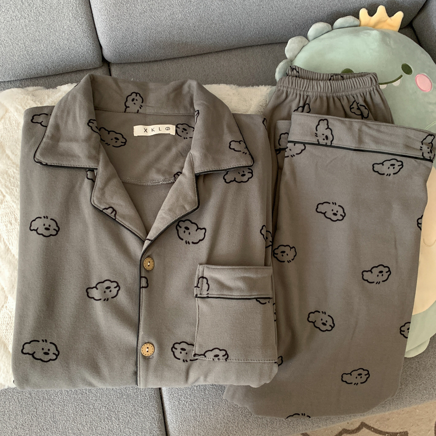 Pijamas de terciopelo para hombres primavera y otoño invierno mangas largas 2025 nuevo terciopelo de coral grueso terciopelo molido conjunto de ropa para el hogar