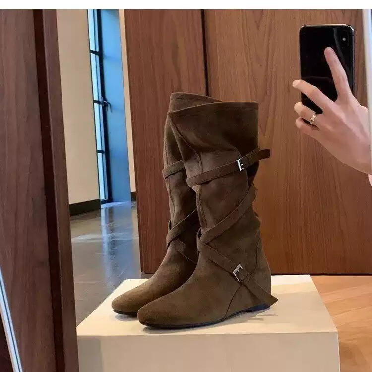 2025 Autumn New Retro Matte Height-Increasing 6cm Korean Style Round-Toe Buckle Soft Pleated Slimming High Boots for Women 2025 Autumn New Retro Matte Height-Increasing 6cm Korean Style Round-Toe Buckle Soft Pleated Slimming High Boots for Women