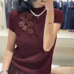 这一白法式立体花朵设计短袖细羊毛针织衫女2025秋季新款洋气上衣