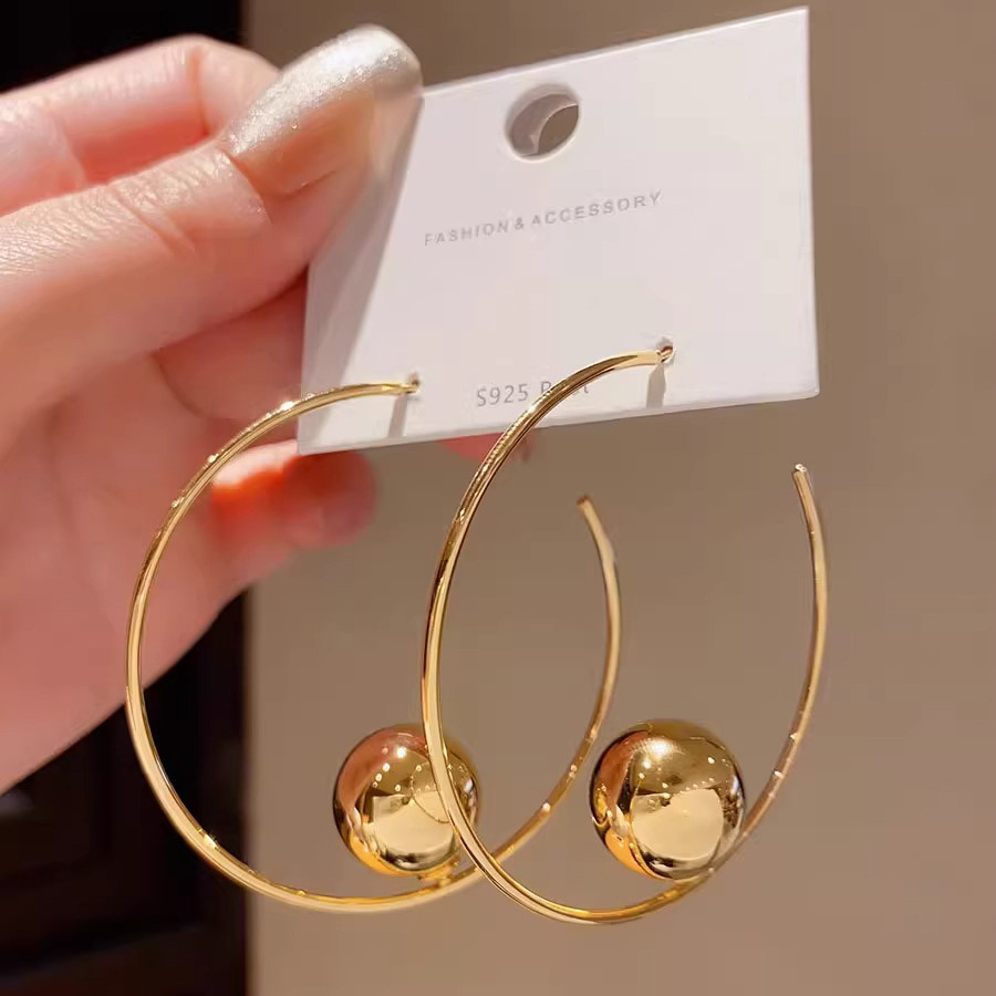 1 Pair Streetwear Ball Plating Alloy Hoop Earrings display picture 1