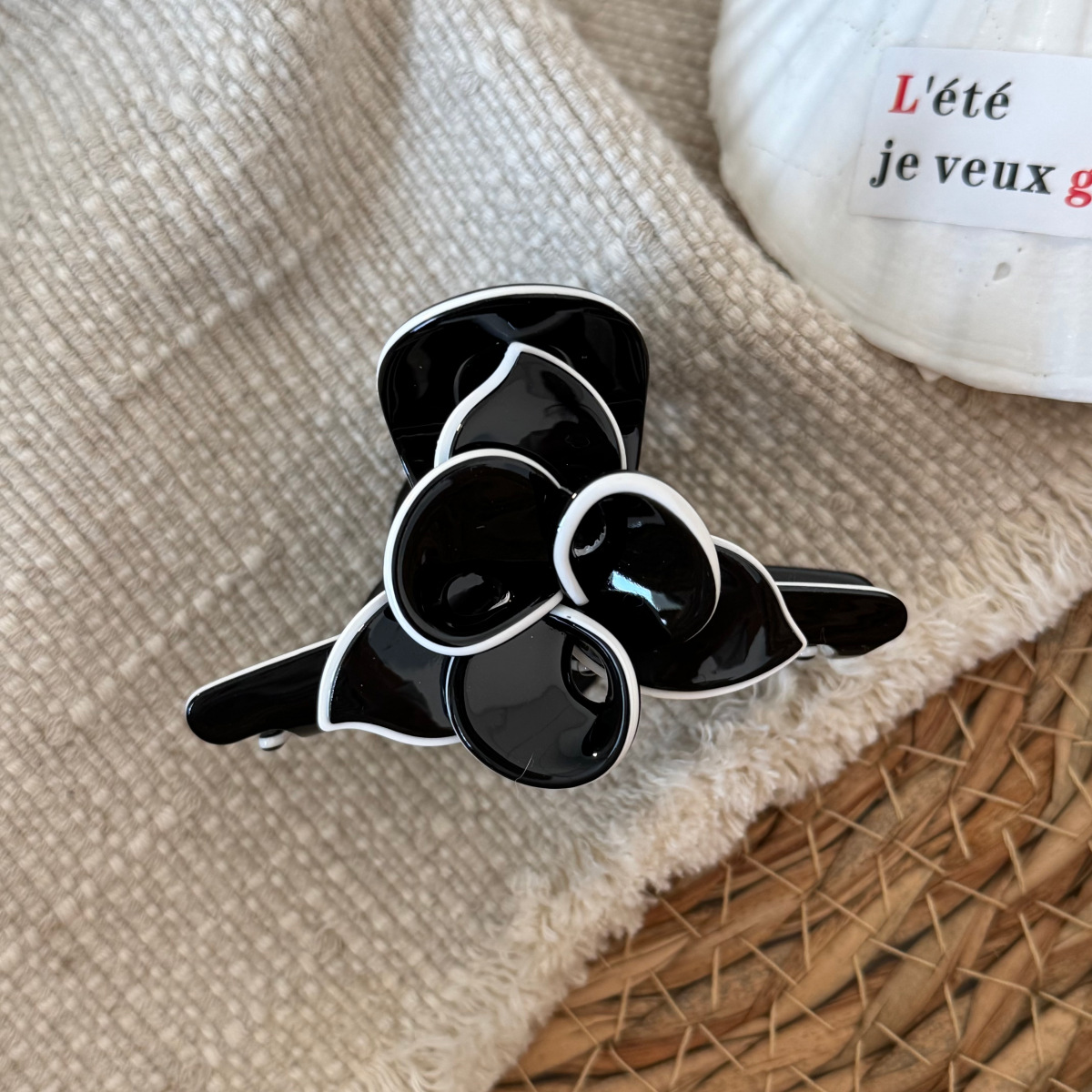 Pinza de tiburón con flores de placa de ácido acético, diseño floral, para mujer image 6