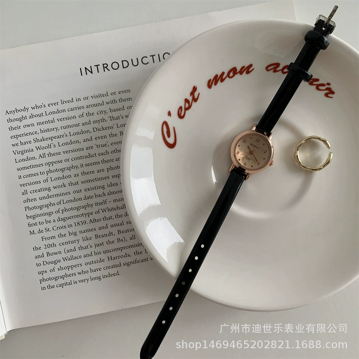 Small Fashion Watch, City Style, Simple Elegant Design, Light Luxury, Multiple Strap Colors