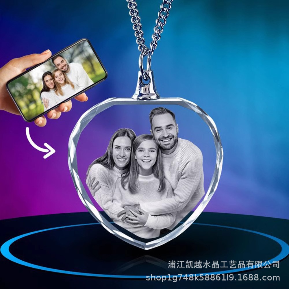 하트 모양 목걸이 3*3*0.6cm (내부 조각)