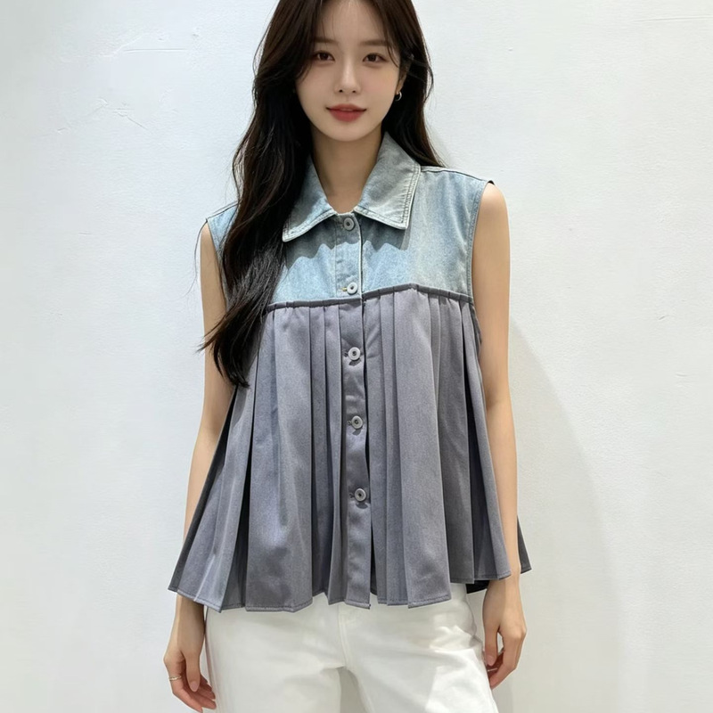 2026 Summer Denim Patchwork Pleated Sleeveless Vest for Women with Turn-Down Collar and Buttoned Design, Slimming Layered Outerwear Vest