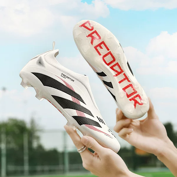 Cross-Border New Style Lace-Free Youth Low-Top Seamless Fly-Knit Football Shoes Student Long-Spiked Unisex Training Football Shoes