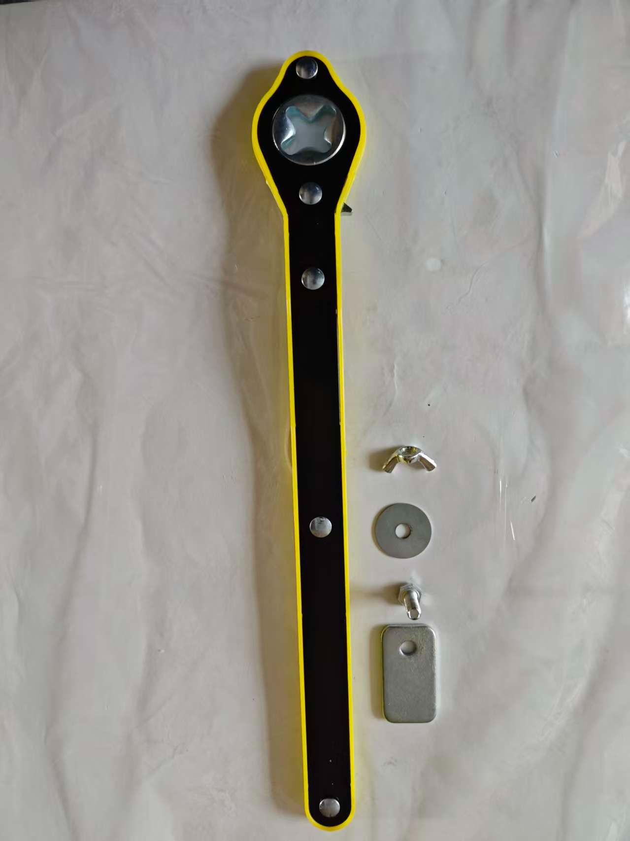 0kg Car-Mounted Ratchet Wrenches, Universal Labor-Saving Wrenches, Car Tools