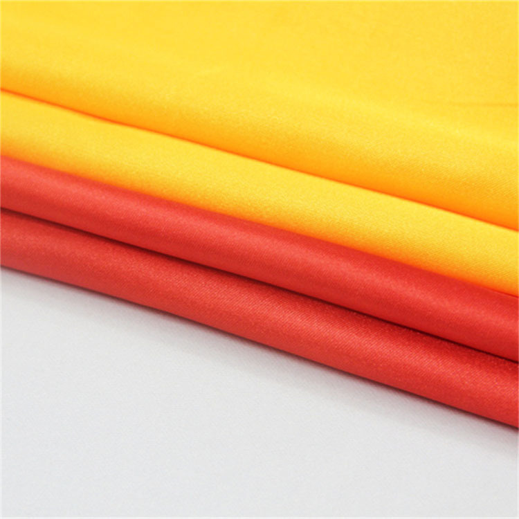 Tejido de poliéster de 90 - 95 gsm Tejido estriado de poliéster 100% para decoración doméstica, boda y DIY
