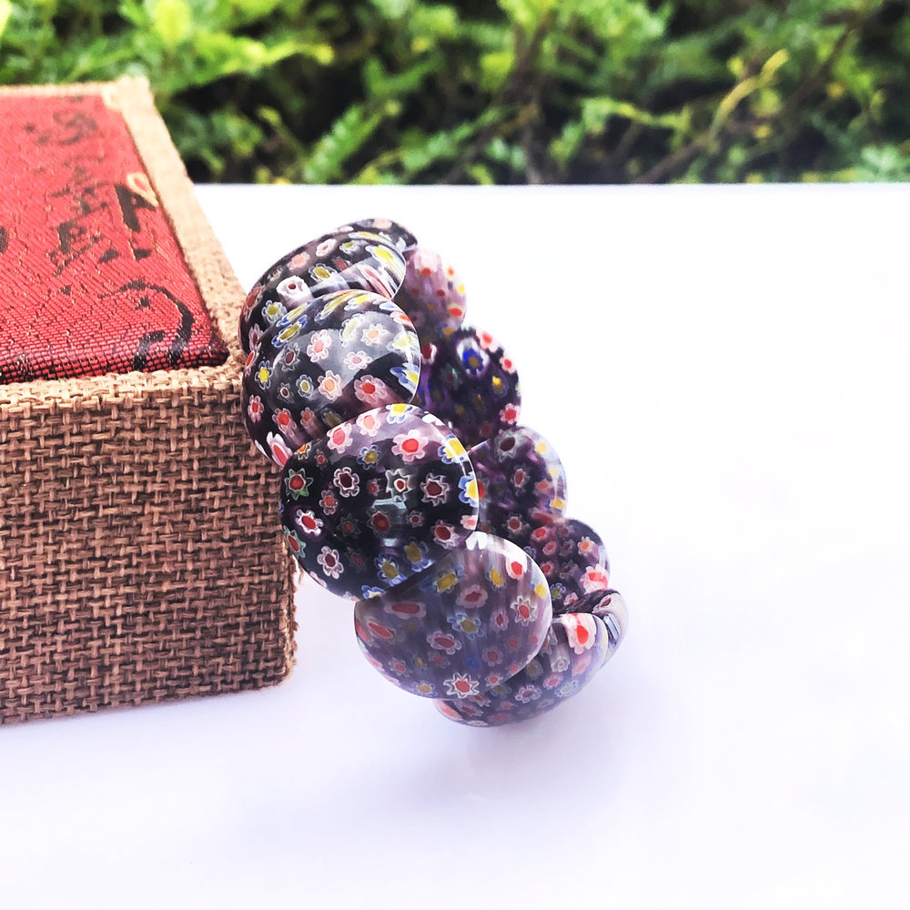 22*18mm 크기의 보라색