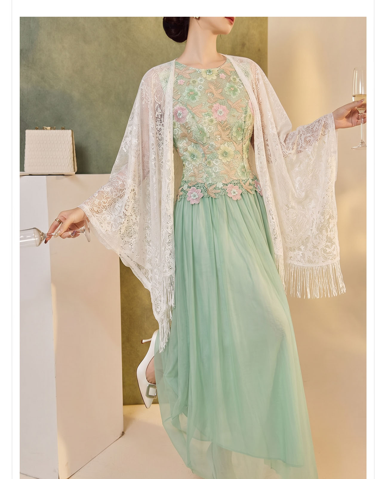 Đầm maxi thêu hoa ren nổi — Xanh lá cây nhạtcolor chi tiết 14