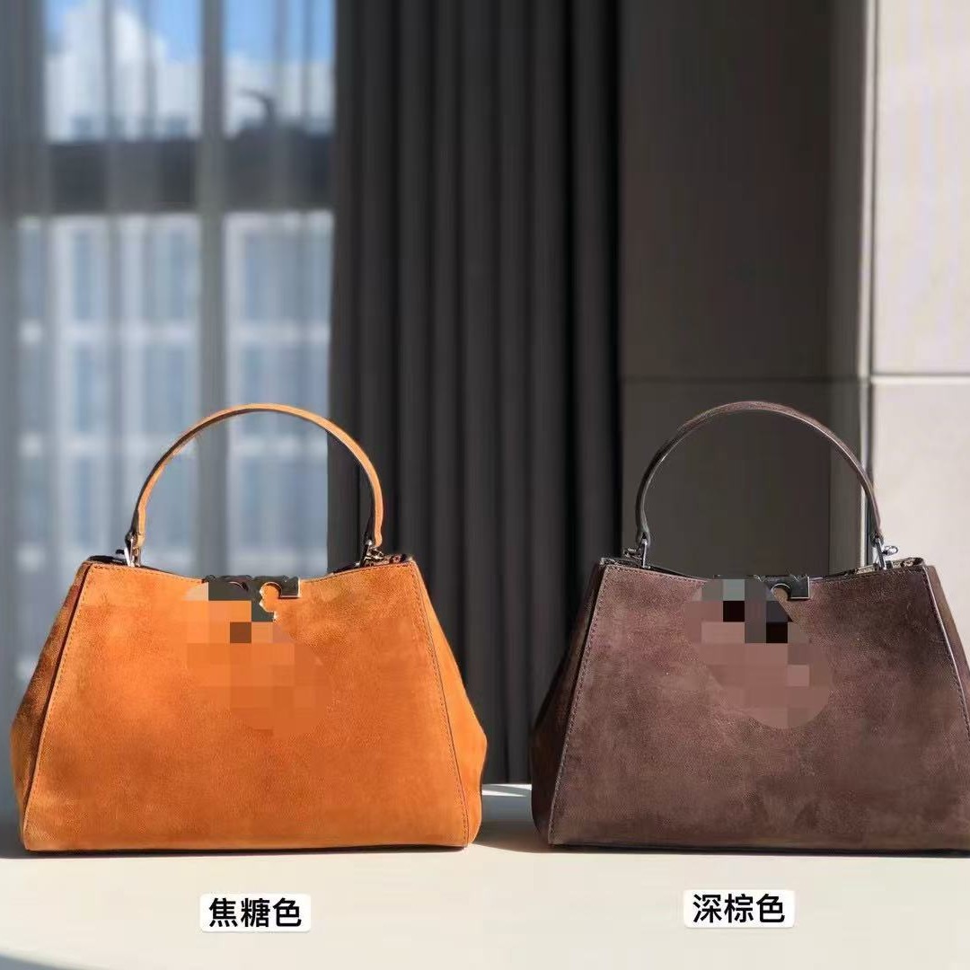 25新款女包牛皮单肩斜挎包双T扣手提包简约时尚通勤包外贸批发