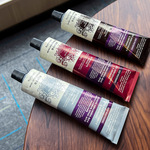 美白香水柔润护手霜不油腻秋冬滋润保湿手部补水高级香氛厂家代发