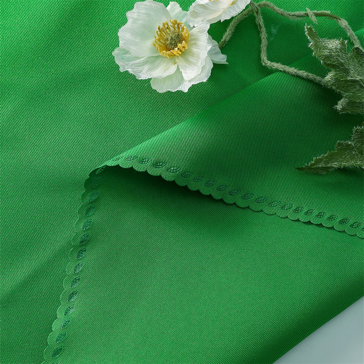 Mantel de tela con borde cortado en forma de flor, mantel de tela para hotel, plegable, para limpiar vasos, decoración de mesa de comedor occidental para bodas, mantel individual, decoración del hogar, disponible para envío inmediato