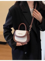 棠主小衆設計衝突色ハンドバッグ高級感通勤斜め掛け小包女性2023新型ファッションショルダーバッグ