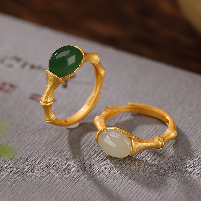 Nhẫn nữ bạc S925 mạ vàng mặt ngọc bích hình trứng phong cách đơn giản — Màu trắng ngọc bích cỡ lớn
