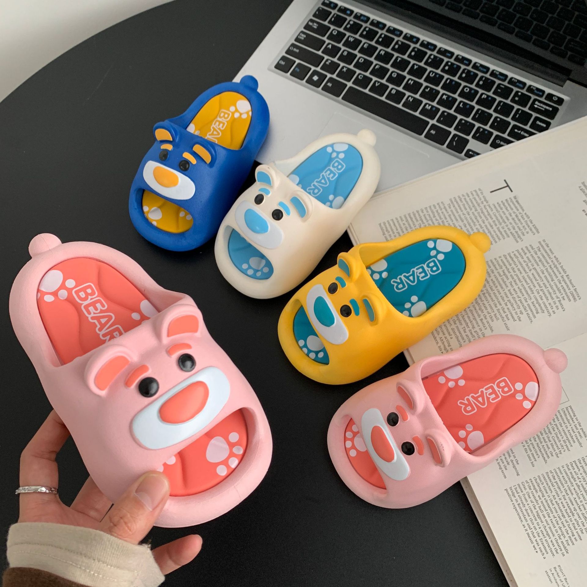 Children's Slippers Girls' Summer Children's Cartoon Bath Baby's Non-slip Bathroom Inside and Outside Wear Boys Home Sandals