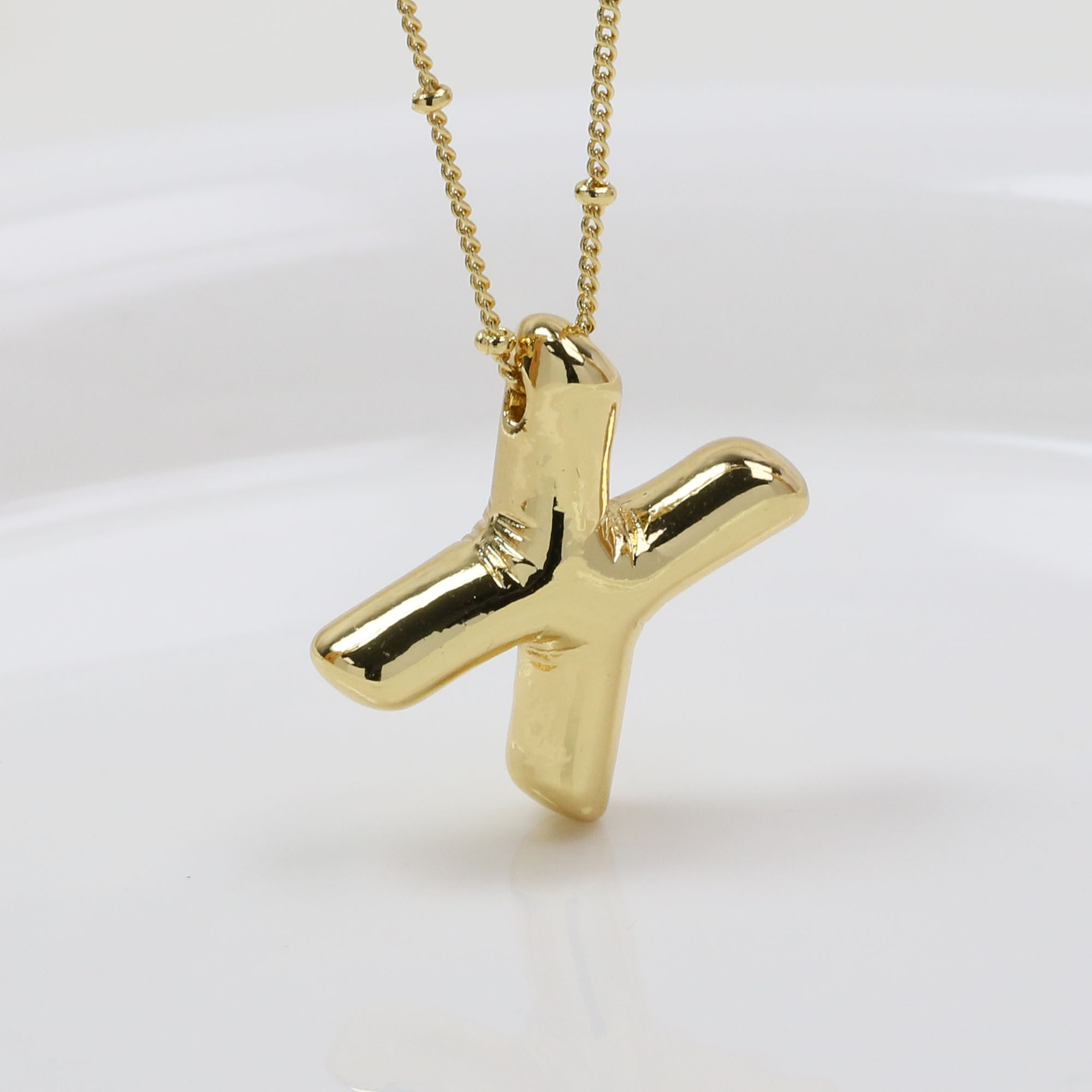 Amazon explosión 18k oro latón brillante globo de burbujas 26 letras inglesas colgante collar de moda