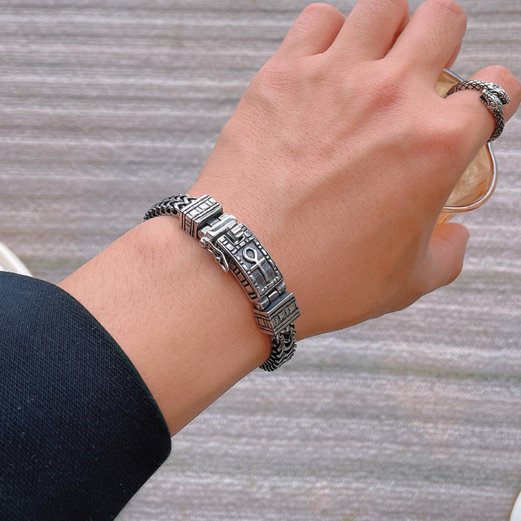 Cuban Bracelet Male High-end Sense Niche Design Stylist Vintage Accessories New Year Gift Factory Outlet