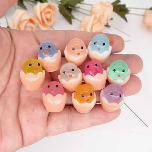 Shell-cracking egg night light resin accessories DIY creative miniature landscape model cute cartoon toy gift stationery