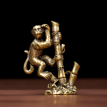 复古黄铜猴子步步高升桌面摆件实心铜十二生肖创意文玩茶宠工艺品