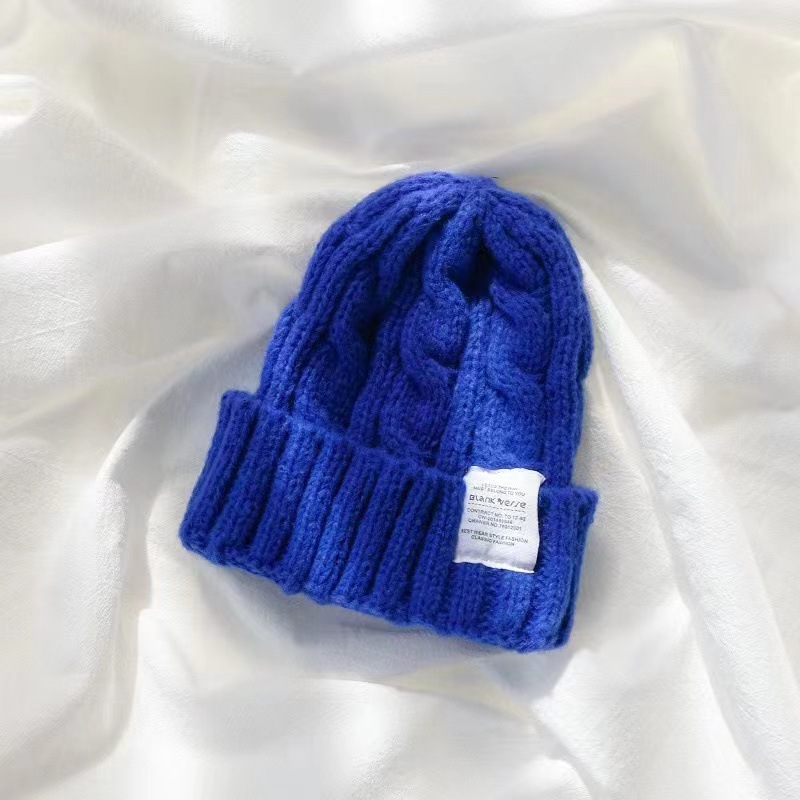 Women's Elegant Basic Solid Color Eaveless Wool Cap display picture 3