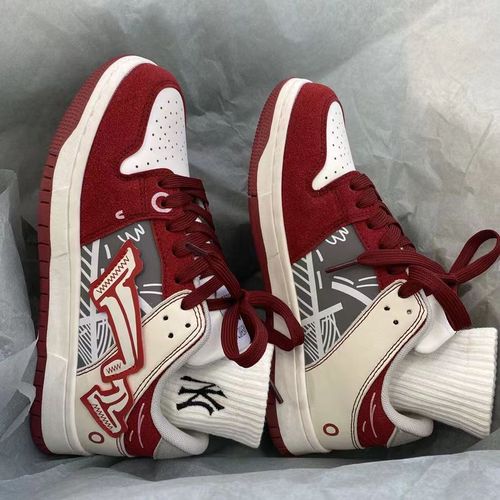 National trend ins style college red retro casual moral training shoes for men and women versatile niche couple sports skateboard shoes for men