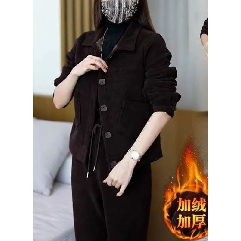 Бархатный повседневный модный спортивный костюм для женщин, осень и зима 2025, новый стиль, модная модная толстовка, уменьшающая возраст, комплект из двух предметов в корейском стиле