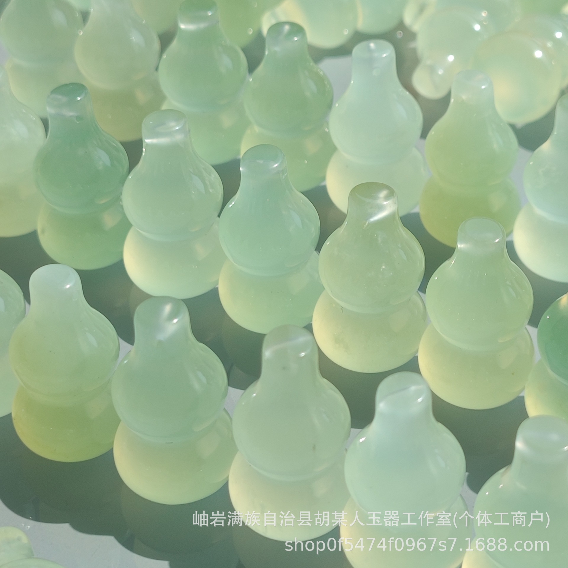 岫玉葫芦玉石吊坠 天然玉挂件配饰  岫岩玉中号葫芦饰品厂家批发