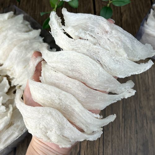 Indonesian and Malaysian high-purity non-bleached traceable code dry-selected pregnant woman nourishing fresh stewed raw ingredients dry bird's nest