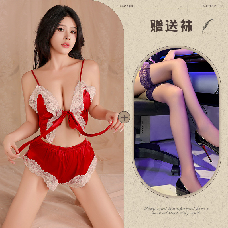 부르고뉴 + 블랙 스타킹