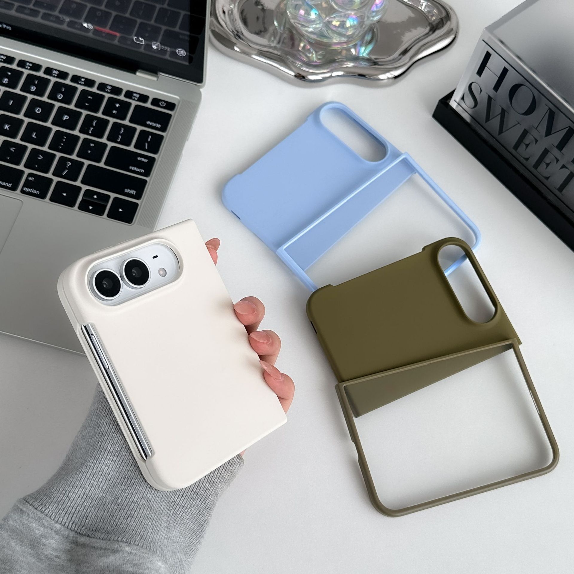 适用于IPhone Duo折叠液态硅胶手机壳磁吸前后保护壳膜一体保护套 - 1