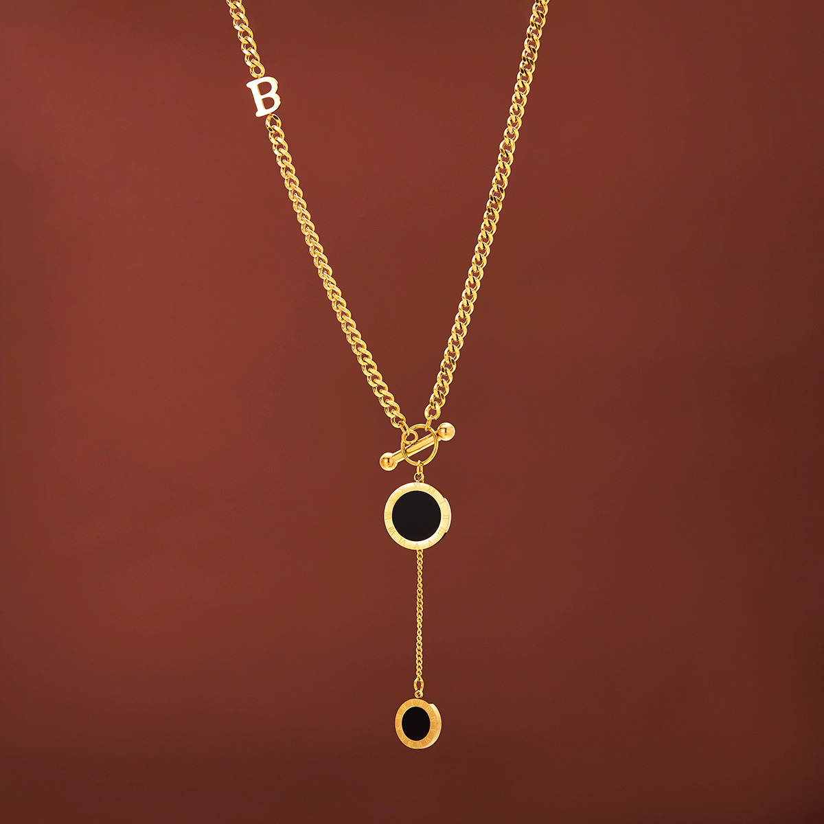 Wenjian 2023 nueva cadena de suéter popular elegante collar largo de alta gama de las mujeres Otoño e Invierno de alta gama de acero de titanio de alta calidad