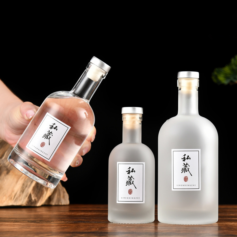 Botella de vino de vidrio transparente al por mayor botella de vino vacío vodka vino de fruta de arroz botella de vino de arroz caja de regalo