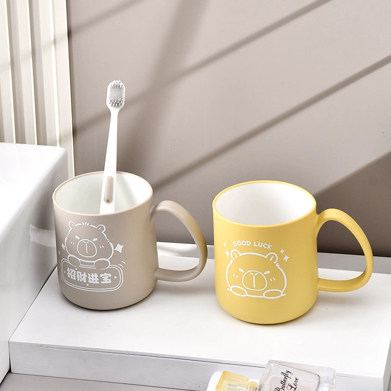 广华 Creative capacious mouthwash for home use, cute toothbrush, with little bears