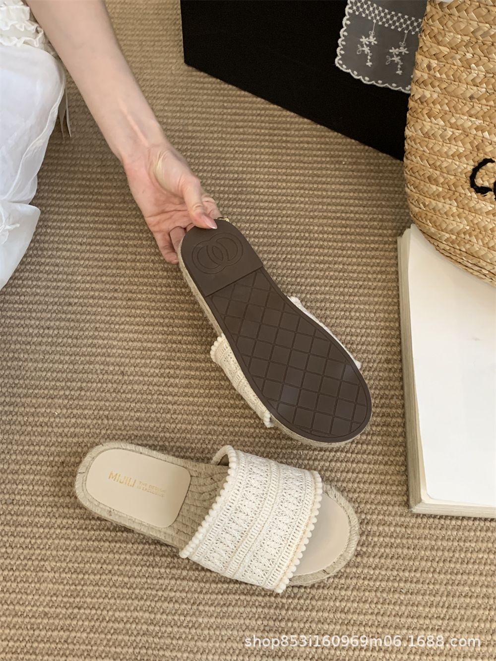 2025051610221199098756w1000h13