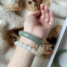 和田玉手镯新疆且末蓝手镯女款湖水绿玉石镯子青玉青绿外蒙料批发