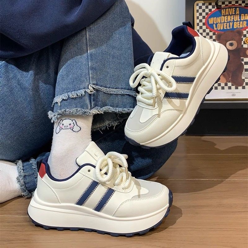 Zapatos deportivos ligeros para mujeres, zapatos Gump pequeños, primavera de 2025 nuevos zapatos de suela suave, zapatos de suela gruesa