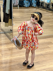 女寶寶公主裙2024女童夏季甜美度假風寬鬆碎花露背花苞短袖連衣裙