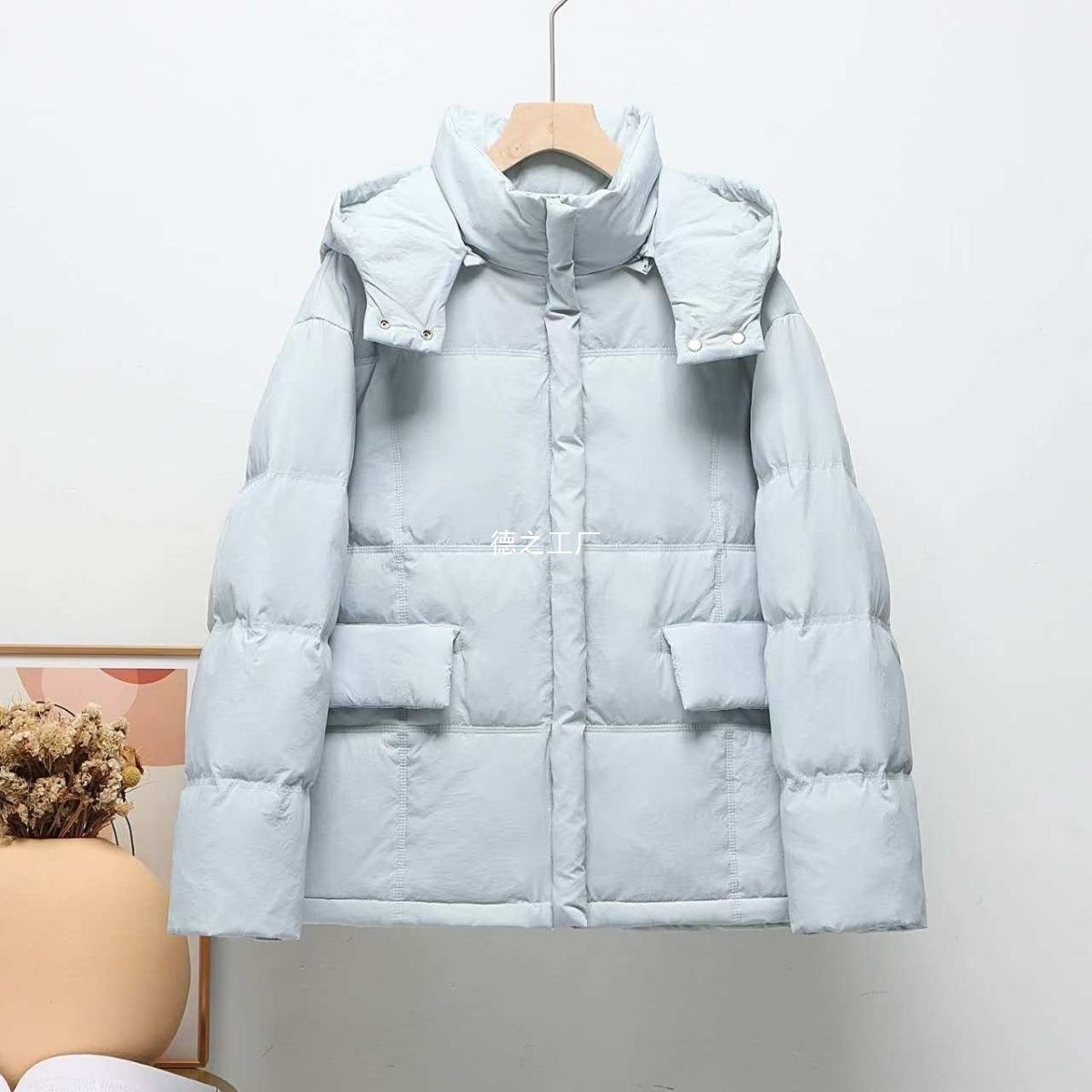 多巴胺牛角扣短款羽绒服女脱卸帽冬季羽绒服甜美保暖宽松外套