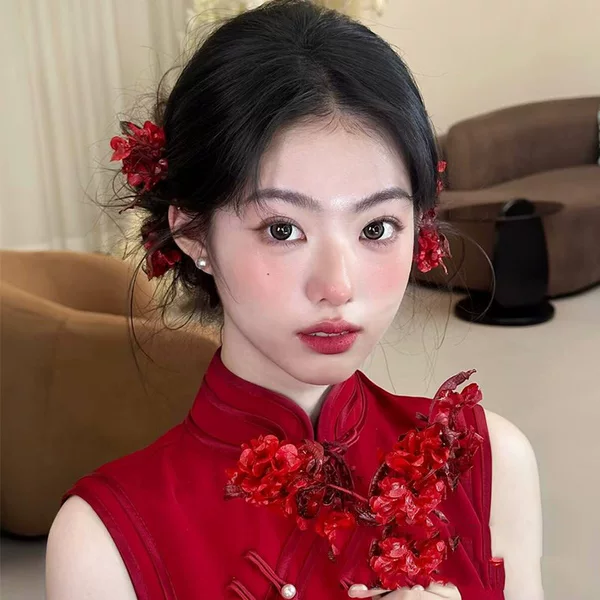 Bride's Red Flower Headpiece Engagement Headdress Chinese Classical Ancient Style Cheongsam Morning Robe Toast Outfit Elegant Accessories