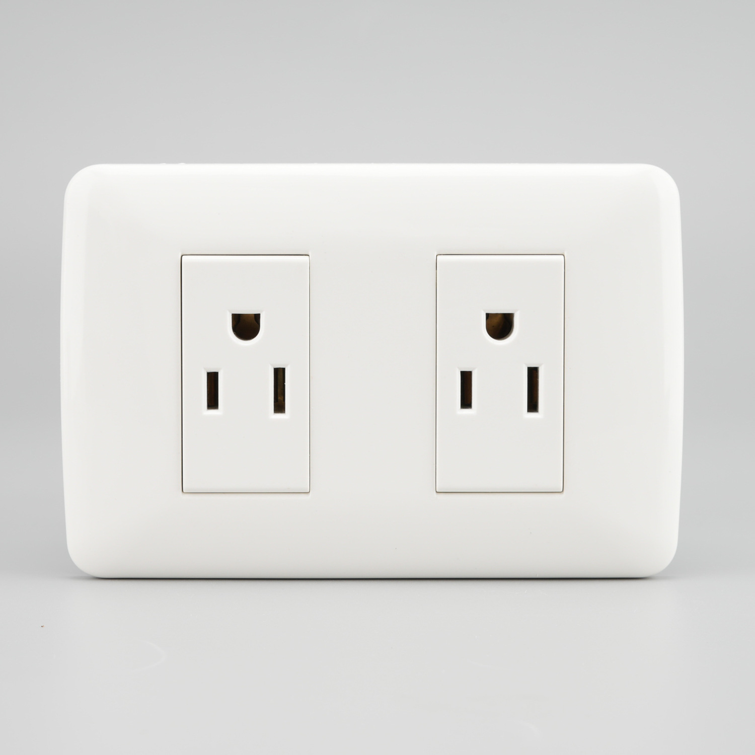 2024 Nuevo estándar estadounidense y europeo México Colombia Perú Venezuela lámpara eléctrica enchufe de pared