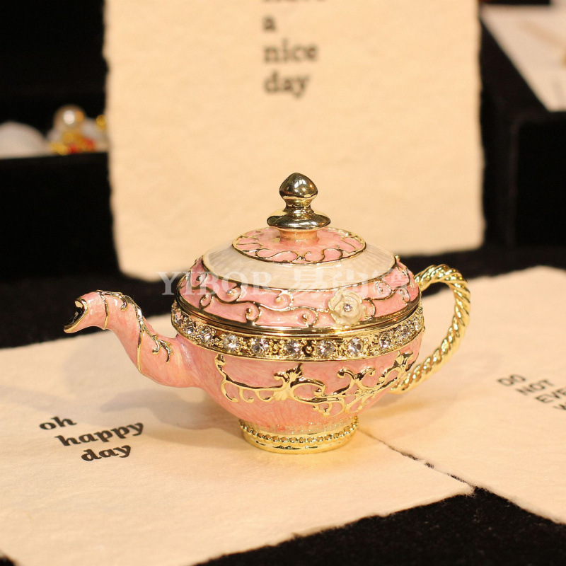 Caja de joyería de color de esmalte de metal Tetera creativa Decoración pequeña Retro chapado en oro Diamante Artesanía pintada a mano Regalo en stock