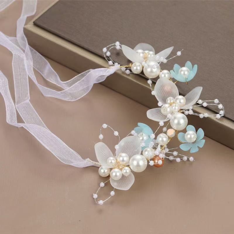 Blue bracelet pearl, flowered
