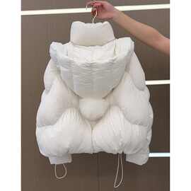 白色连帽短款羽绒服女秋冬季2025新款公主风年轻气质时尚洋气外套