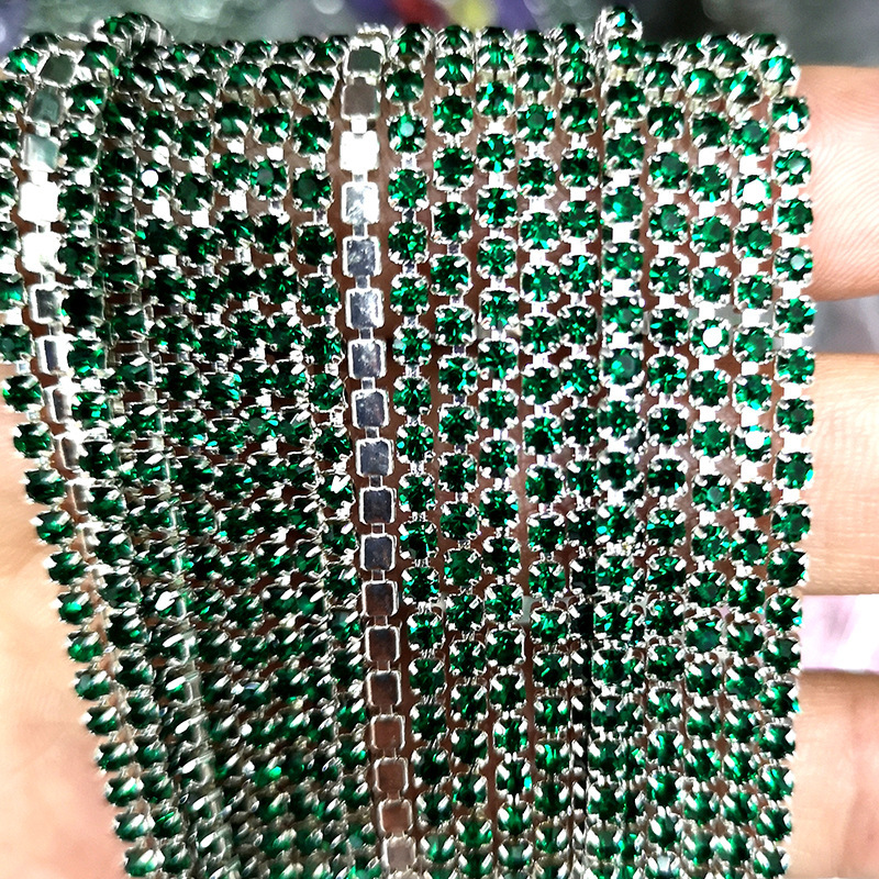 Deep green silver base