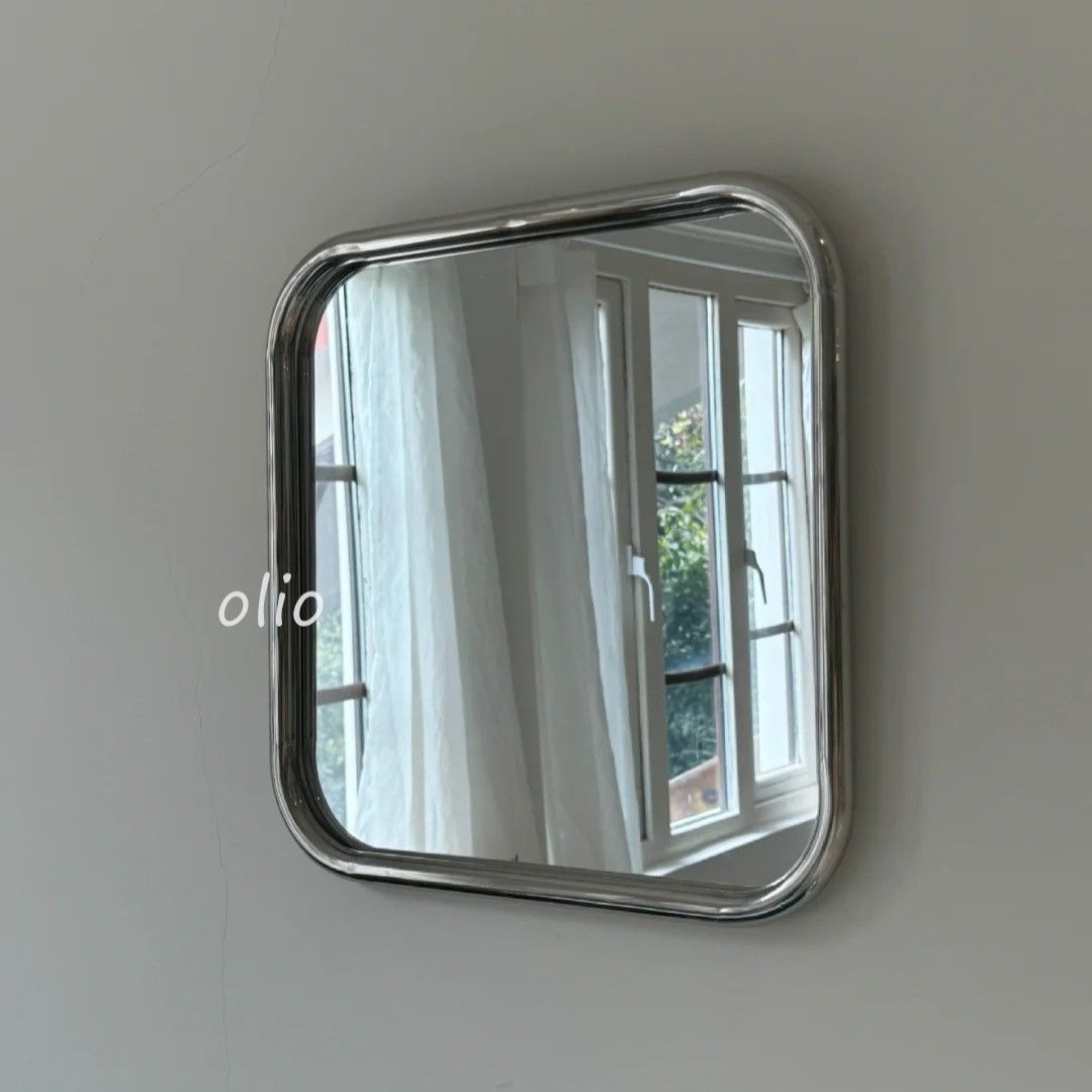 Instagram Blogger Makeup Mirror Bathroom Mirror Stainless Steel Bathroom Vanity Mirror Guesthouse Decoration Wall-Mounted Round Mirror Factory