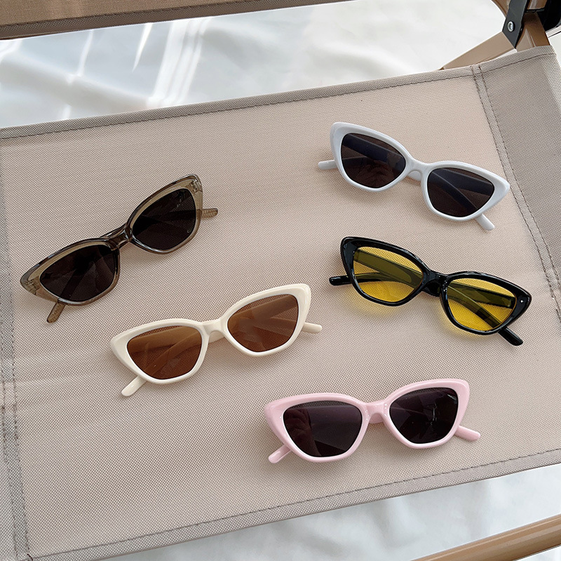 45g Weight Full Frame Glasses Structure Sunglasses Classification UV400 Protection, Acrylic Lens Material Cat Eye Glasses Style Holiday, Travel Occasion Solid Color Pattern Women's Gender Simple Style, Classic Style Style Simple Style Classic Style Solid Color UV400 Protection Acrylic Cat Eye Full Frame Kids Sunglasses 1